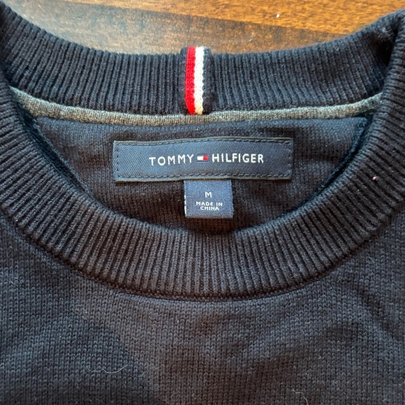 Tommy Hilfiger Men's Navy Sweater with Red and White Logo - Picture 2 of 6